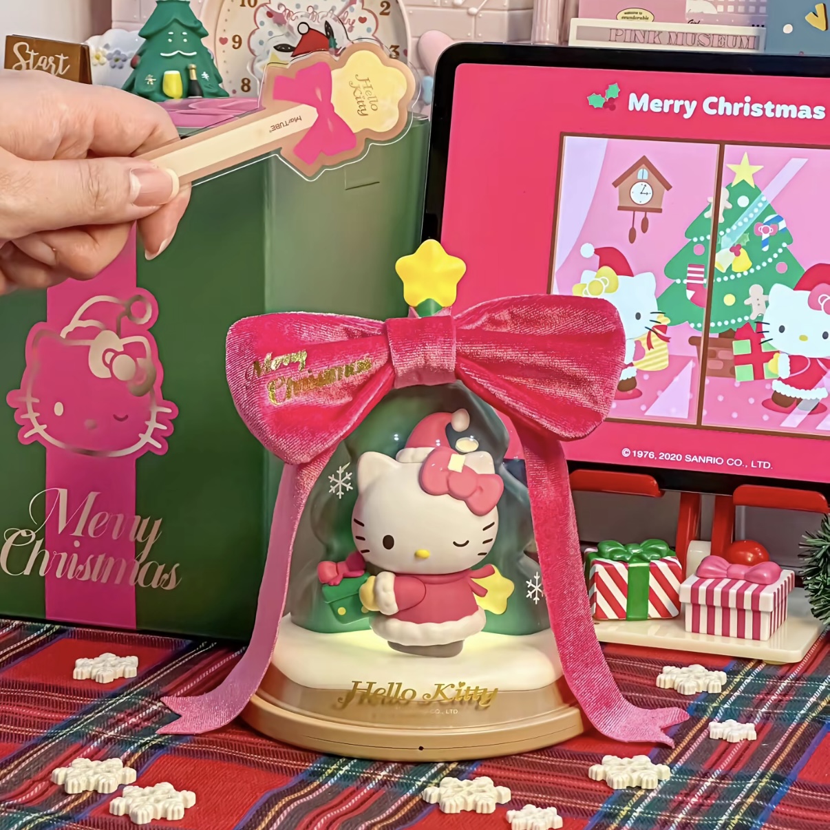 christmas gift, hello kitty